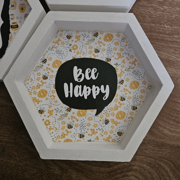 Bee-Themed Hexagonal Wall Art Set Handcrafted - Picture 4 of 10
